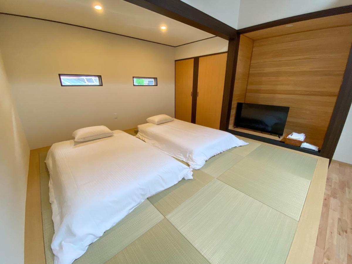 Villa Miyako 源泉かけ流し客室温泉ヴィラ みやこ別邸 Goto Eksteriør bilde
